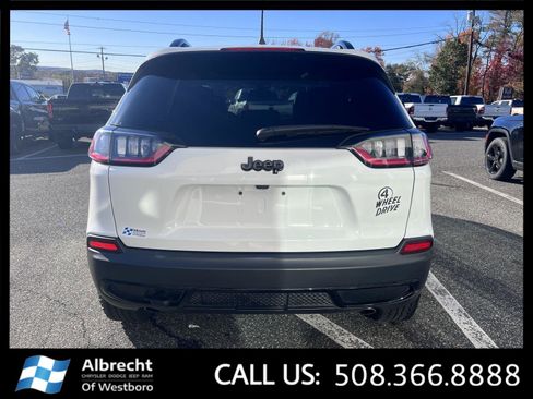 Used 2022 Jeep Cherokee Latitude w/ Sun & Sound Group image 5