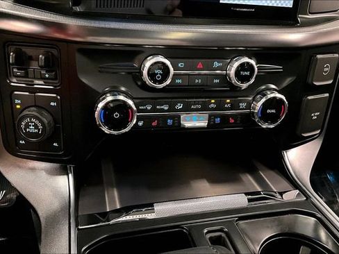 Used 2025 Ford F150 Platinum w/ Equipment Group 702A High AWD/4WD image 32