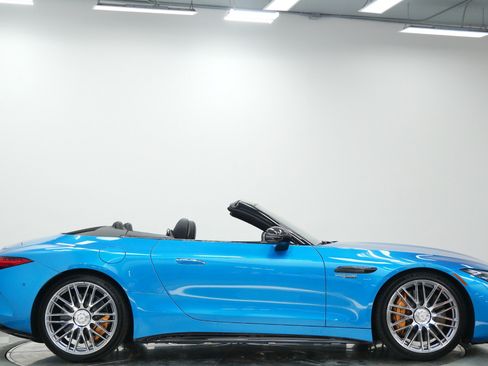 Used 2025 Mercedes-Benz SL 63 AMG S e Performance 4MATIC image 56