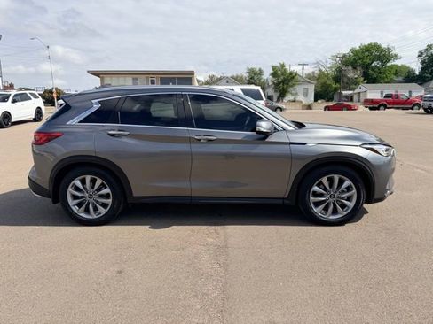 Used 2021 INFINITI QX50 Luxe AWD/4WD image 2