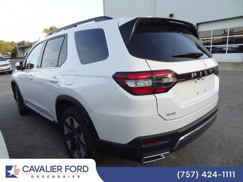 Used 2026 Honda Pilot Elite image 7