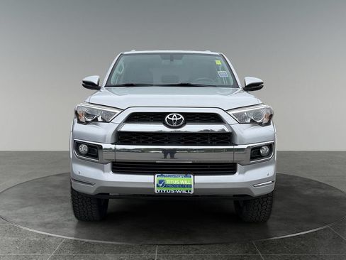 Used 2016 Toyota 4Runner Limited AWD/4WD image 3