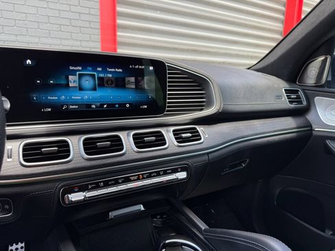 Used 2023 Mercedes-Benz GLS 580 4MATIC image 26