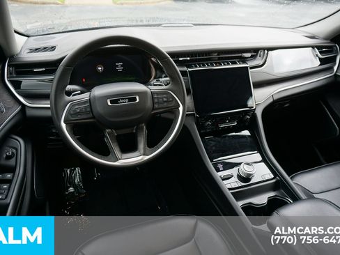 Used 2024 Jeep Grand Cherokee Limited 4xe AWD/4WD image 30