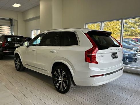 Certified 2024 Volvo XC90 B6 Ultimate image 2