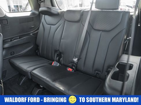 Used 2024 Hyundai Palisade SEL image 32