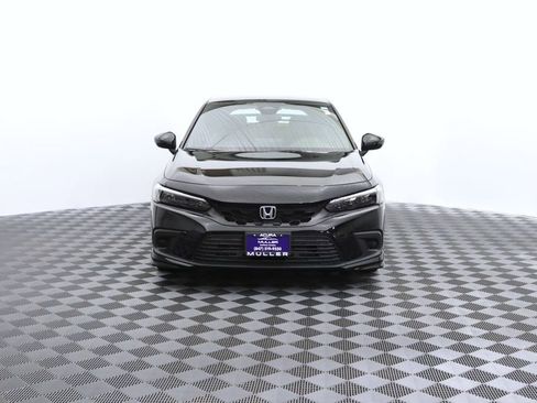 Used 2023 Honda Civic Sport image 4