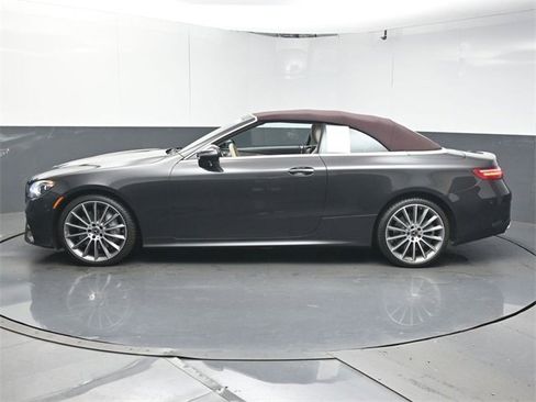 Used 2023 Mercedes-Benz E 450 4MATIC Cabriolet image 5