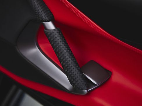 Used 2021 Ferrari 812 GTS image 42