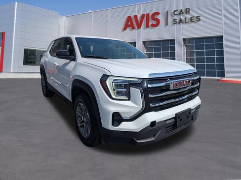 Used 2025 GMC Terrain Elevation AWD/4WD image 3