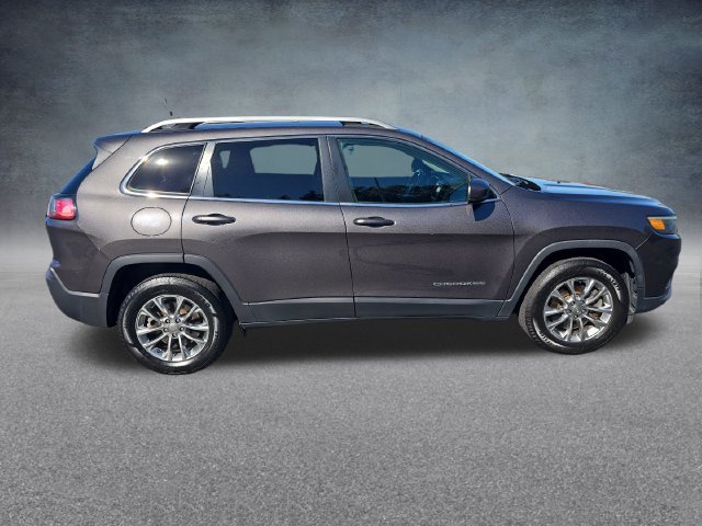 Used 2020 Jeep Cherokee Latitude Plus w/ Cold Weather Group AWD/4WD image 9