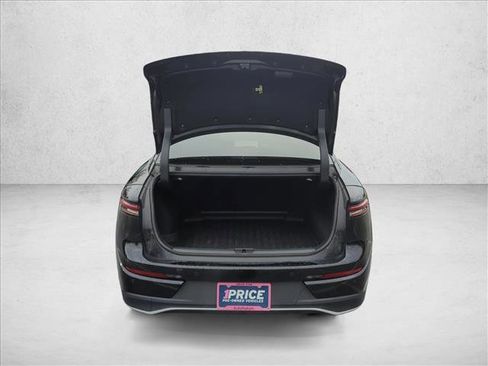 Used 2025 Toyota Crown Nightshade image 9