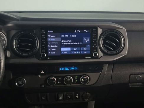 Used 2023 Toyota Tacoma SR5 image 18