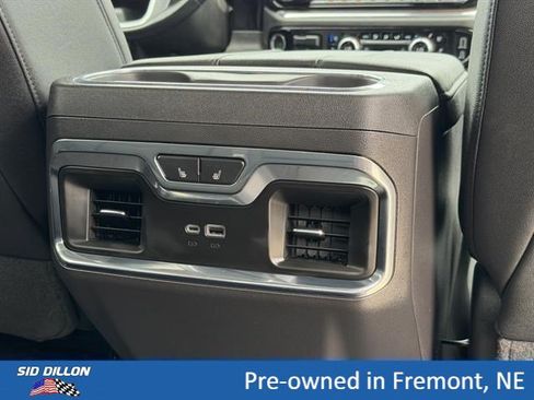 Used 2024 GMC Sierra 1500 SLT w/ SLT Premium Plus Package AWD/4WD image 17