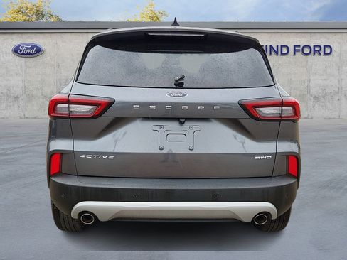 Used 2023 Ford Escape Active w/ Tech Pack #2 AWD/4WD image 5