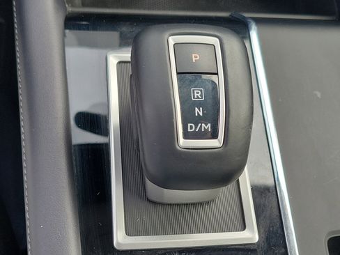 Used 2023 Mitsubishi Outlander SE image 27