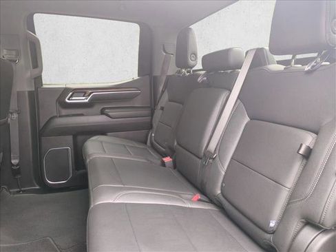 Used 2025 GMC Sierra 1500 SLT AWD/4WD image 20
