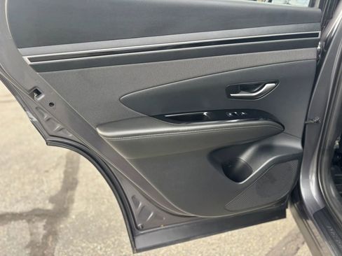 Used 2022 Hyundai Tucson Limited w/ Cargo Package image 15