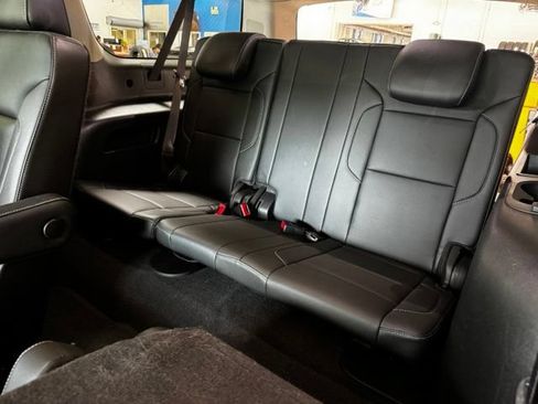 Used 2020 Chevrolet Suburban Premier w/ Max Trailering Package AWD/4WD image 29