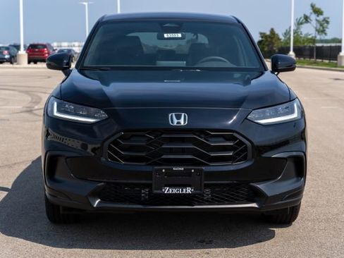 Used 2023 Honda HR-V Sport image 2