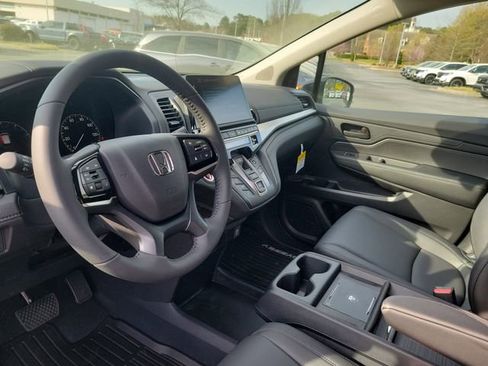 New 2026 Honda Odyssey EX-L image 13