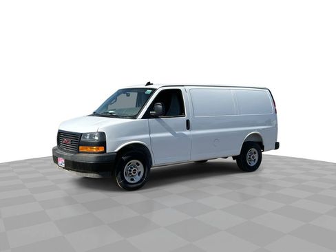 New 2025 GMC Savana 2500 w/ Driver Convenience Package image 4