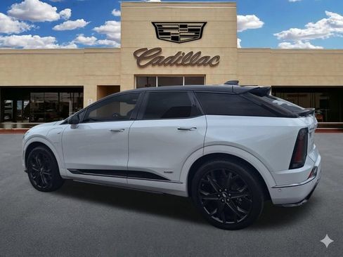 New 2026 Cadillac Optiq V AWD/4WD image 5