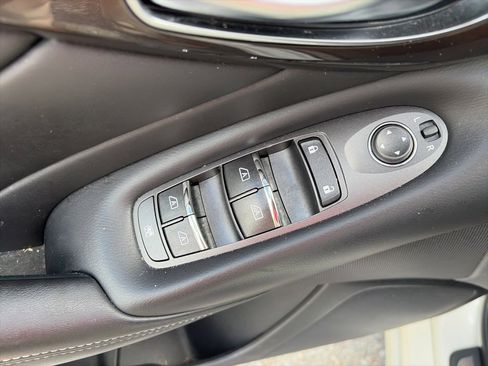 Used 2018 INFINITI Q50 Luxe image 20