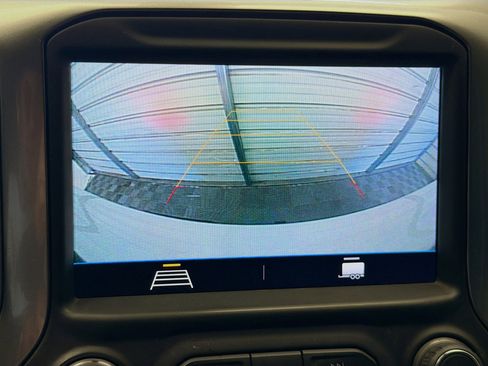 Used 2022 Chevrolet Silverado 1500 LT image 16