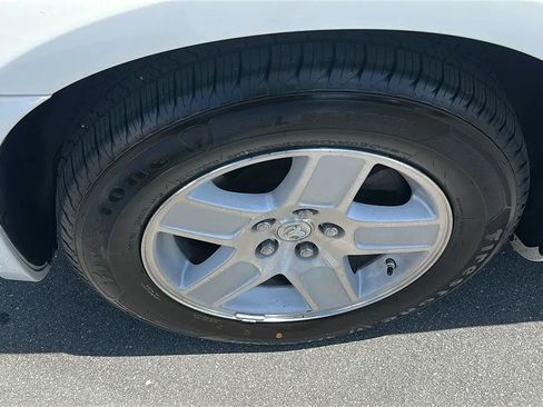 Used 2008 Dodge Charger SE RWD image 16