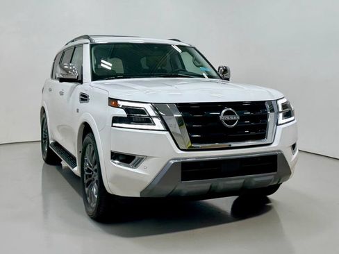 Used 2023 Nissan Armada SL RWD image 7
