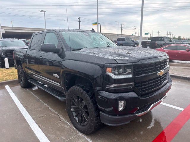 Used 2018 Chevrolet Silverado 1500 High Country AWD/4WD image 2