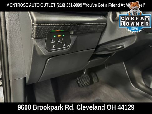 Used 2024 Volkswagen Atlas SE AWD/4WD image 19