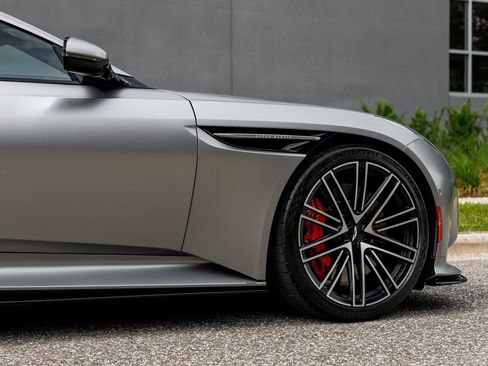 Used 2024 Aston Martin DB12 Coupe RWD image 19