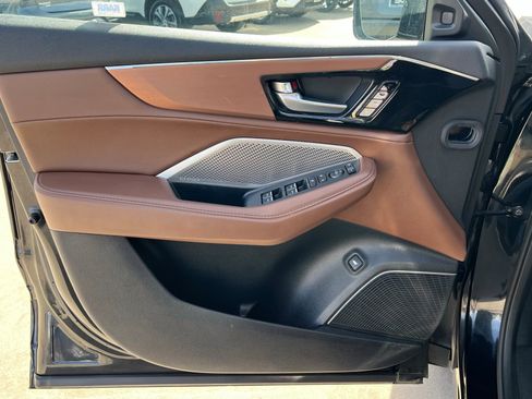 Used 2023 Acura MDX FWD w/ Technology Package image 14