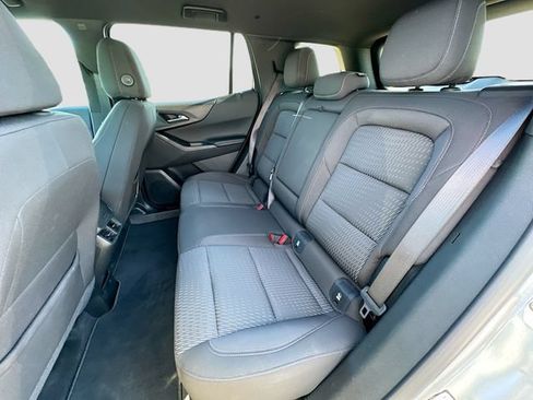 Used 2025 Chevrolet Equinox LT AWD/4WD image 23