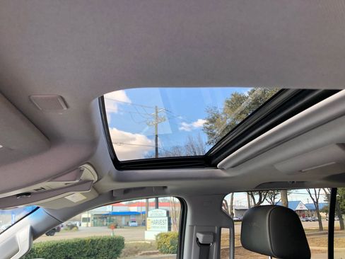 Used 2019 GMC Yukon XL Denali w/ Open Road Package image 15