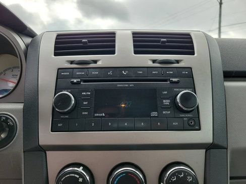 Used 2008 Dodge Avenger SE FWD image 18