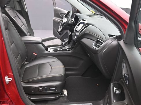 Certified 2023 Chevrolet Equinox Premier AWD/4WD image 11