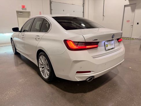 Used 2024 BMW 330i xDrive Sedan w/ Convenience Package AWD/4WD image 7