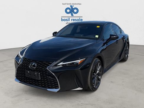 Used 2023 Lexus IS 300 AWD image 2