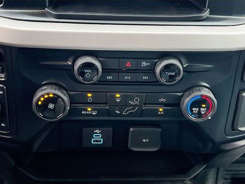 New 2026 Ford F550 4x4 Crew Cab image 9