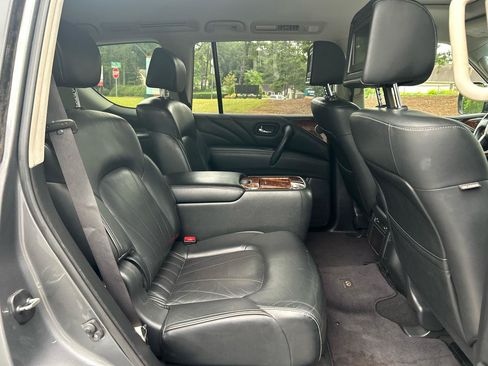 Used 2016 INFINITI QX80 4WD w/ Deluxe Technology Package image 25