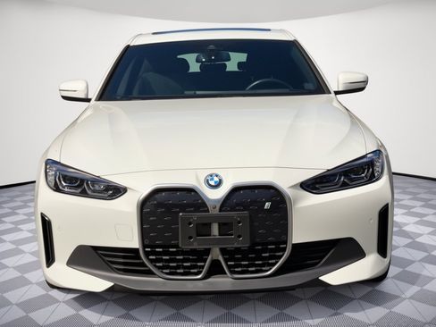 Used 2024 BMW i4 xDrive40i w/ Premium Package AWD/4WD image 6