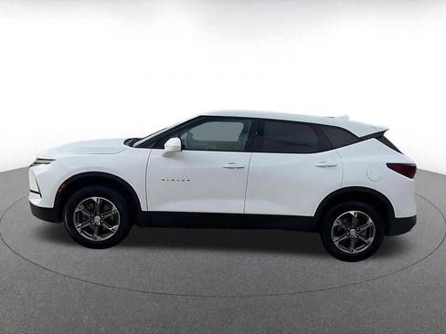 Used 2025 Chevrolet Blazer LT image 9