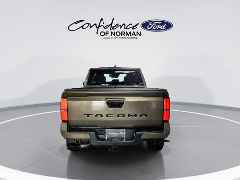 Used 2024 Toyota Tacoma TRD Sport image 7