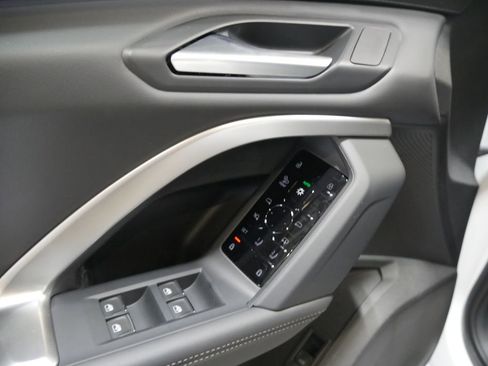 New 2026 Audi Q5 Premium Plus image 17