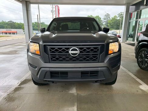 Used 2022 Nissan Frontier S w/ Technology Package AWD/4WD image 2