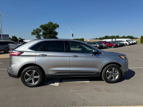 Certified 2023 Ford Edge SEL w/ Convenience Package AWD/4WD image 9
