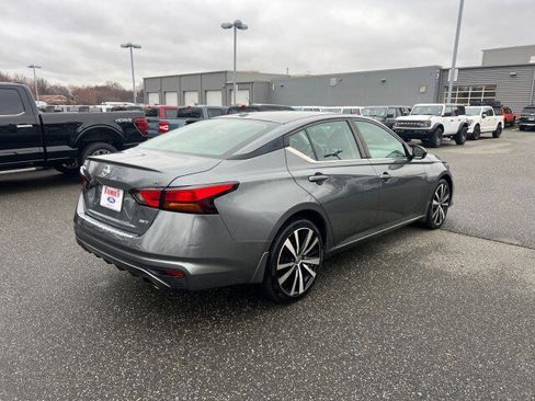 Used 2019 Nissan Altima 2.5 SR w/ SR Premium Package image 7